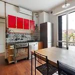 Apt With Huge Terrace- Calvairate District