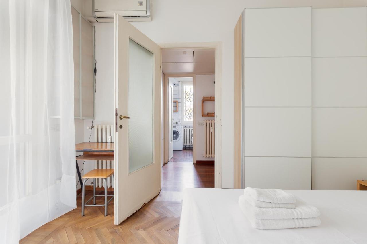 With Huge Terrace- Calvairate District Apartment *
